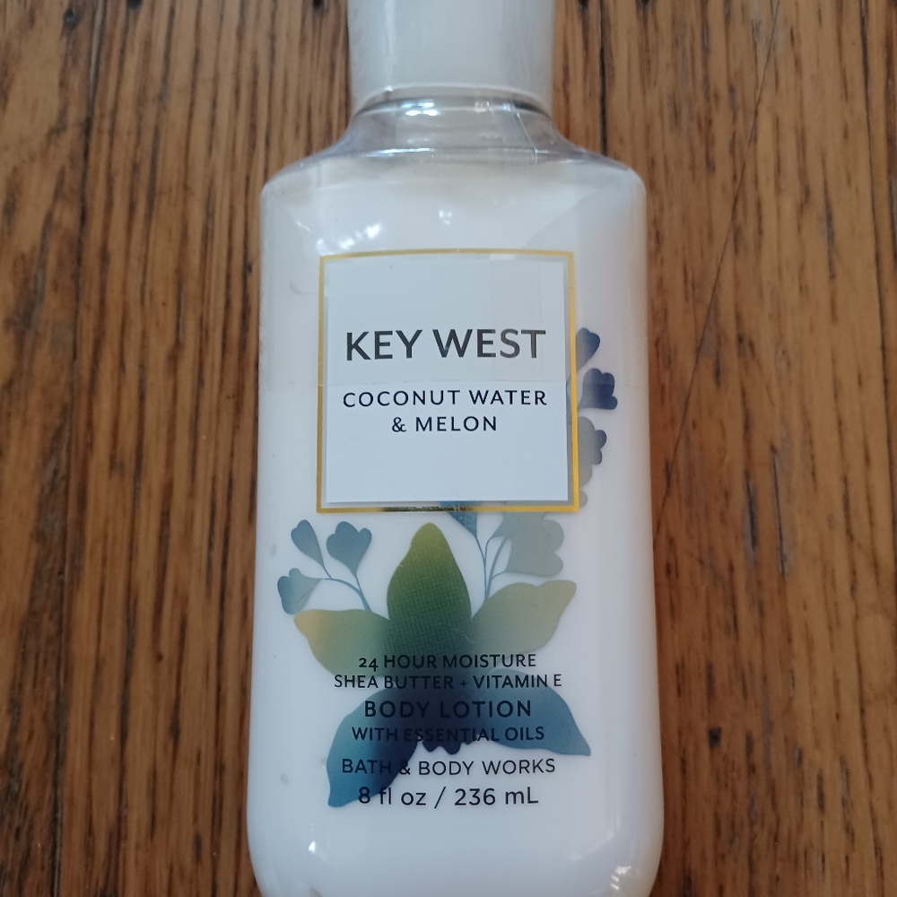 BATH AND BODY WORKS